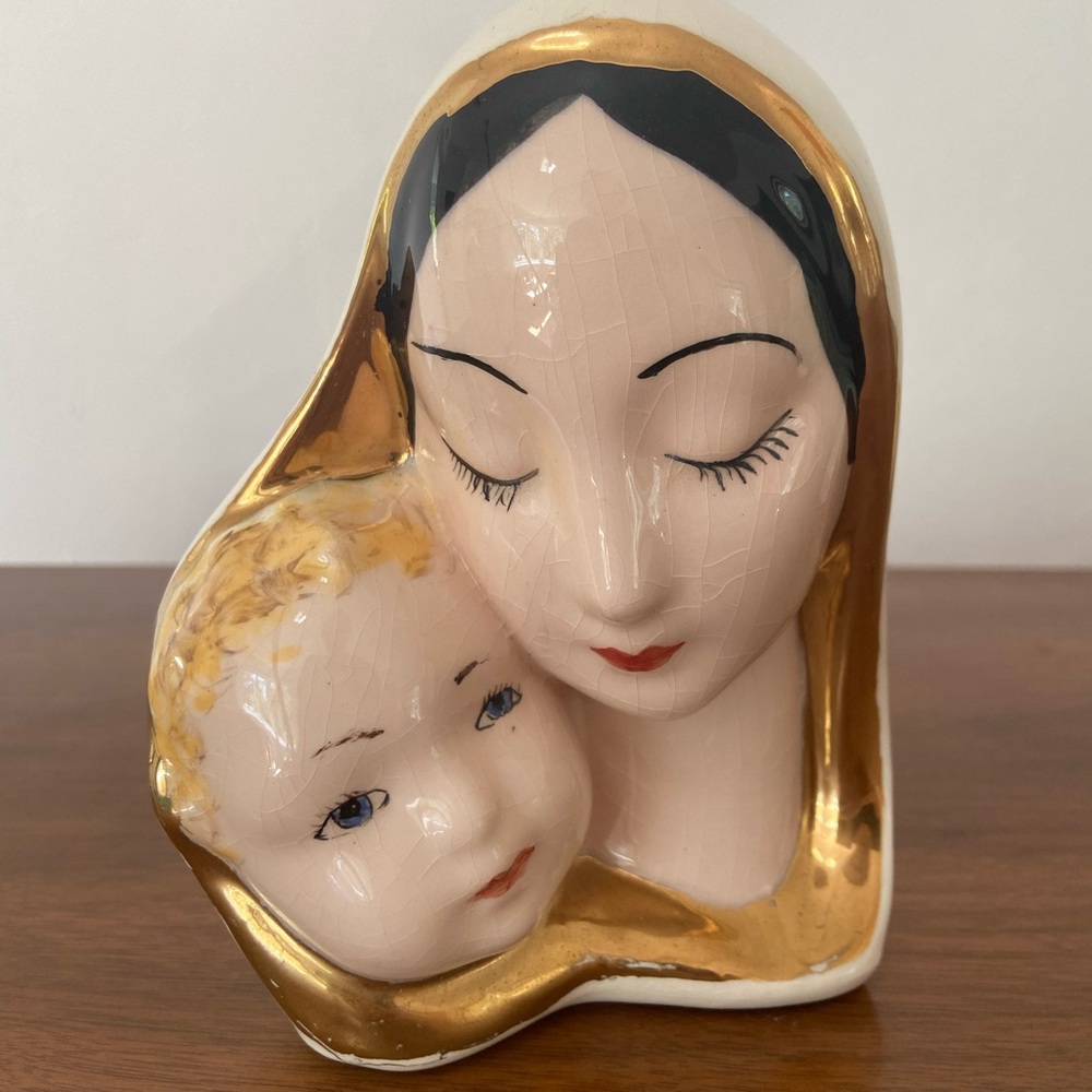Madonna Mother and Child Statue